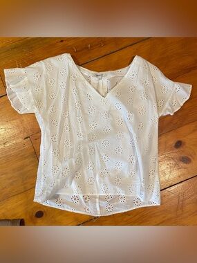 Madewell White Eyelet V-Neck Short-Sleeve Blouse